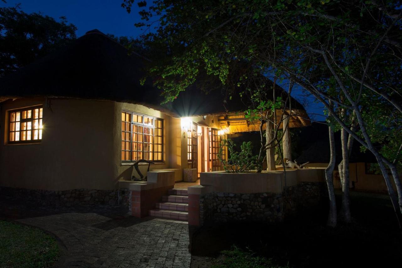 Milima Big 5 Safari Lodge Hoedspruit Bagian luar foto