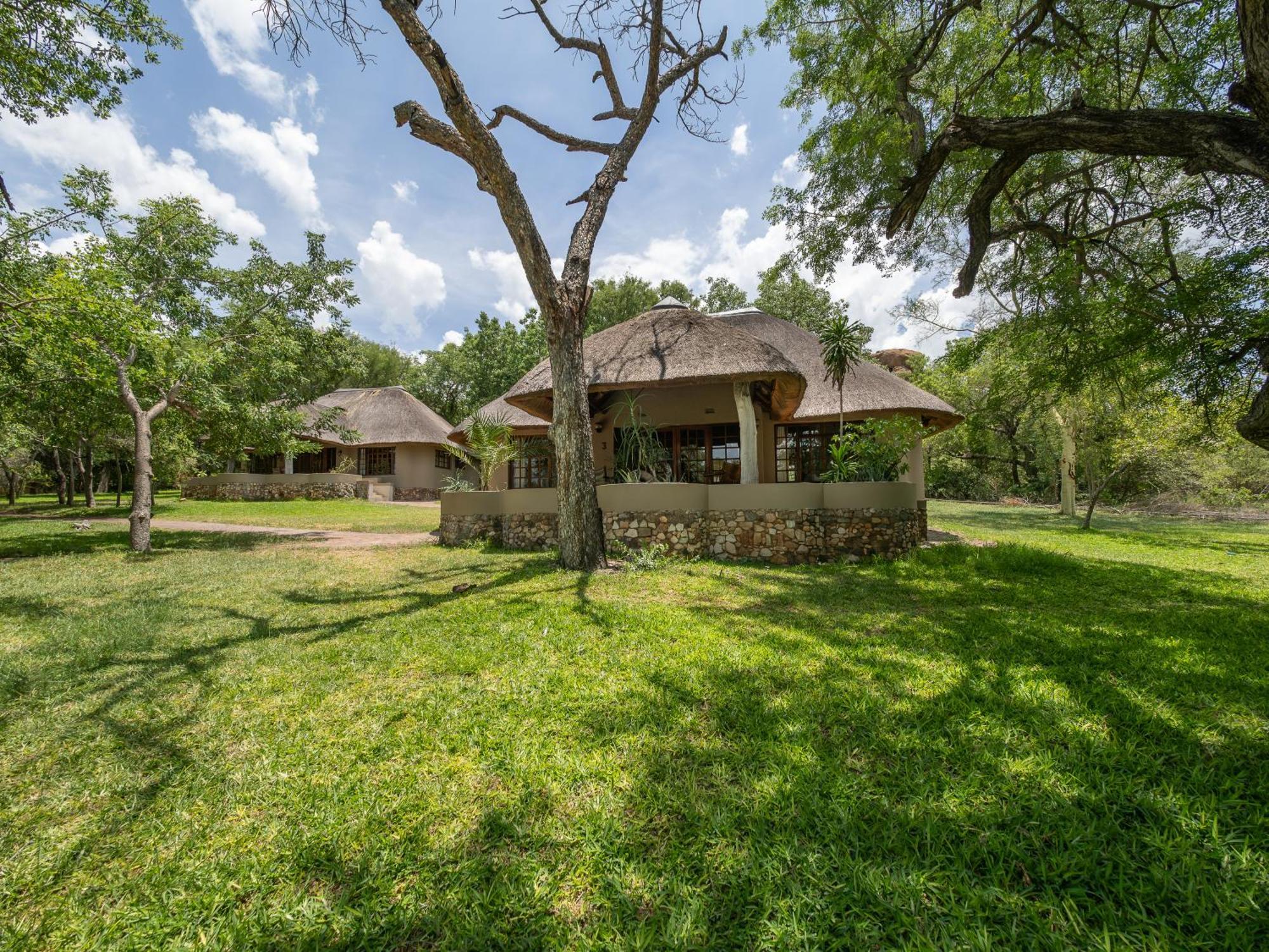 Milima Big 5 Safari Lodge Hoedspruit Bagian luar foto